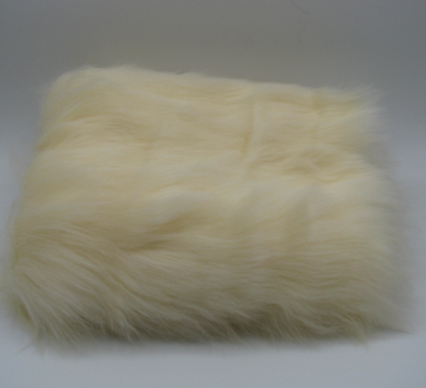 Perfect Plush Ibex Ivory Long Pile Fur